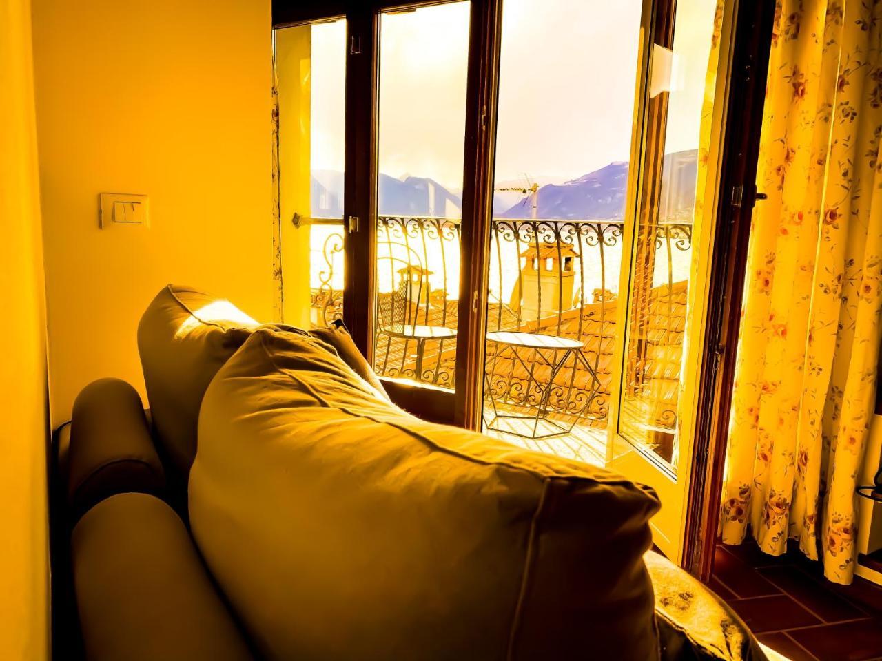 Charming Bellagio Apartment Bagian luar foto